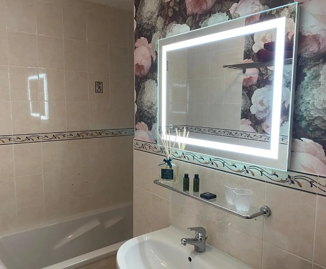 Le Patio Hotel Evran